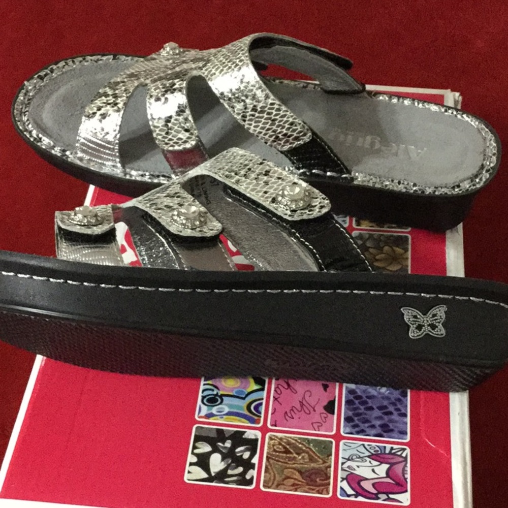 Alegria Sandals - Picture 4 of 5